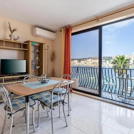 Seaview At Apartman *